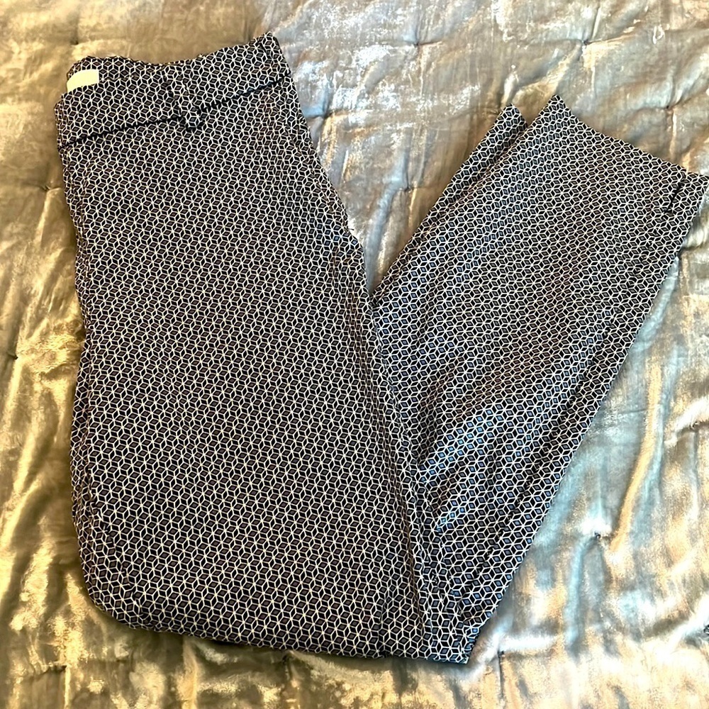 H&M Geometric Print Cropped Dress Pants (Size 4P)​​​​​​​​​​​